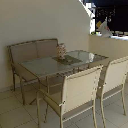 Aggeliki's Luxury House شقة لارنكا